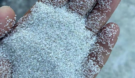 Applicaion of white silica quartz sand