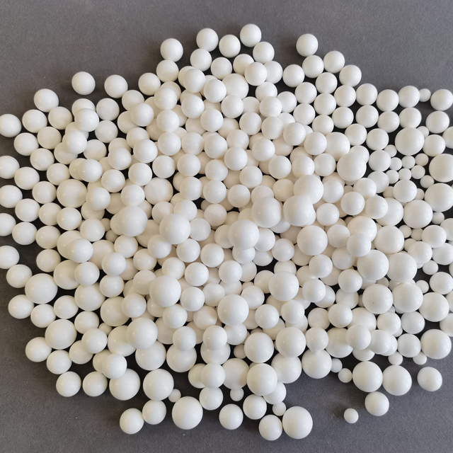 micro alumina beads used as grinding media