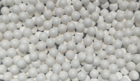 What Are The Advantages And Uses of Zirconium-aluminum Composite Balls?