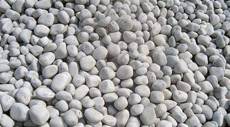 The Impact of Iron Content in Silica Pebbles on The Ceramic Industry