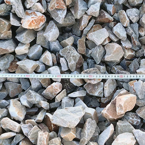 Manufacturer of Crushed Silica Gravel Size Customized